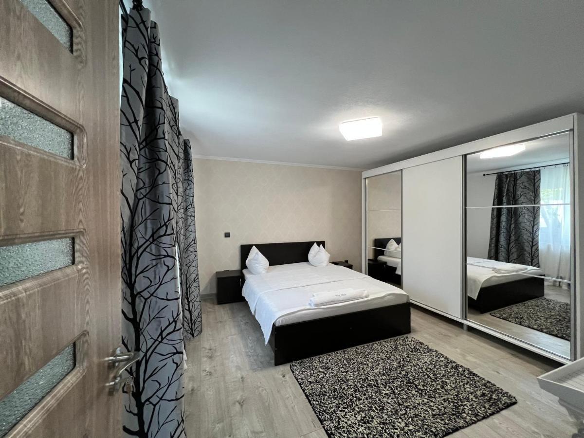 Villa Casuta De Vacanta à Călimăneşti Extérieur photo